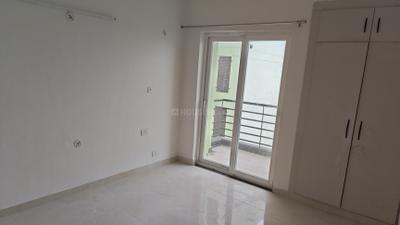 Bedroom Image of 2100 Sq.ft 3 BHK Apartment / Flat for rent in Sushant Golf City Lucknow for Rs. 30000