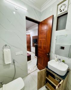 Bathroom Image of 500 Sq.ft 1 BHK Builder Floor for rent in Sector 30 Gurgaon for Rs. 32000