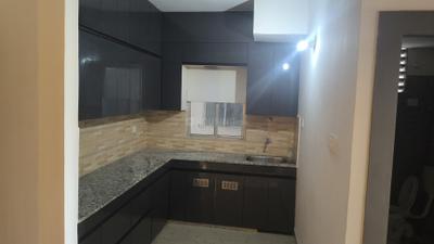 Kitchen Image of 2000 Sq.ft 3 BHK Apartment / Flat for rent in Mundeshwari Orbit Tower A B C, Danapur Patna for Rs. 18000