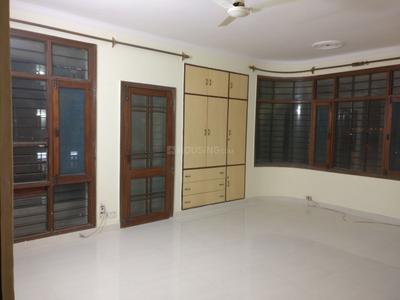 Bedroom Image of 1742 Sq.ft 4 BHK Apartment / Flat for sale in Garima Vihar, Sector 35 Noida for Rs. 27500000