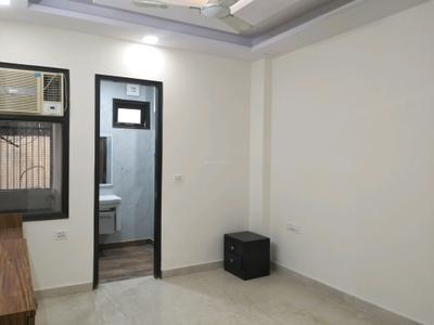 Bedroom Image of 1440 Sq.ft 3 BHK Builder Floor for sale in Rajouri Garden New Delhi for Rs. 25000000