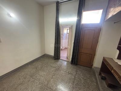 Bedroom Image of 1000 Sq.ft 2 BHK Apartment / Flat for sale in Ordnance Apartments, Vikaspuri New Delhi for Rs. 12500000
