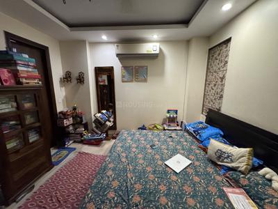 Bedroom Image of 3600 Sq.ft 4 BHK Duplex for sale in Rajouri Garden New Delhi for Rs. 57500000