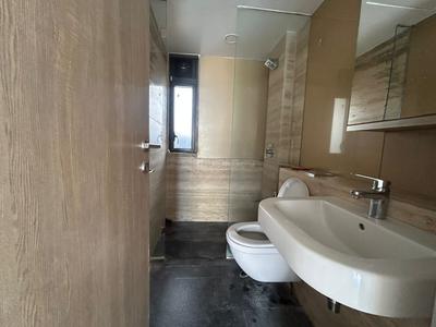 Bathroom Image of 1440 Sq.ft 3 BHK Apartment / Flat for sale in New Cuffe Parade Lodha Altia, Sion Mumbai for Rs. 50300000