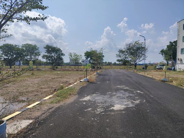 Abinaya Docla Main Image 1