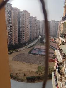 Balcony Image of 950 Sq.ft 2.5 BHK Apartment / Flat for sale in Amrapali Zodiac, Sector 120 Noida for Rs. 9100000