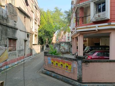 Bedroom Two Image of 950 Sq.ft 3 BHK Apartment / Flat for sale in Jadavpur Kolkata for Rs. 5000000