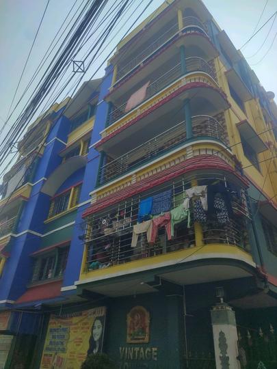 Vintage Tower 4 Building View 1