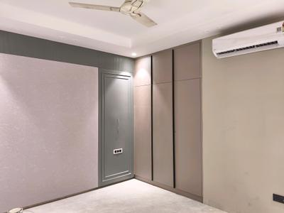 Bedroom Image of 2500 Sq.ft 4 BHK Builder Floor for sale in Paramount Low Rise Floors South City 2, Sector 49 Gurgaon for Rs. 33000000