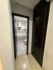 Bathroom Image of 1000 Sq.ft 2 BHK Apartment / Flat for rent in K W Srishti, Raj Nagar Extension Ghaziabad for Rs. 25000