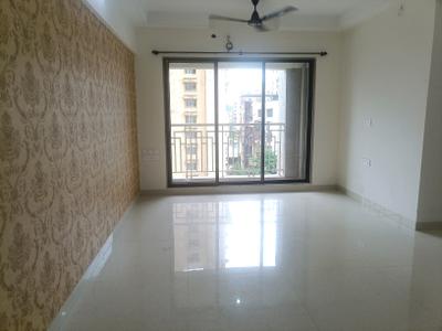 Living Room Image of 1350 Sq.ft 3 BHK Apartment / Flat for sale in Kharghar Navi Mumbai for Rs. 29000000