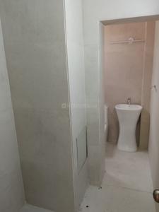 Image of 1000 Sq.ft 2 BHK Apartment / Flat for sale in DDA Tarang Apartments, Patparganj, New Delhi for Rs. 20100000