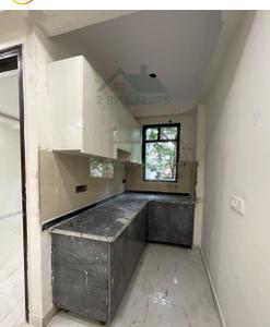 Kitchen Image of 810 Sq.ft 3 BHK Apartment / Flat for sale in Mayur Vihar Phase 3 New Delhi for Rs. 5950000