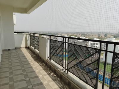 Balcony Image of 2100 Sq.ft 3 BHK Apartment / Flat for sale in Central Park Aqua Front Towers, Sector 33 Sohna for Rs. 27000000