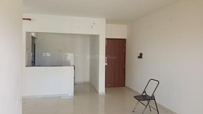 Shapoorji Pallonji Yahavi Tower 2 Pine Living Room 2