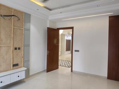 Bedroom Image of 2430 Sq.ft 4 BHK Builder Floor for sale in Ansal Versalia, Sector 67 Gurgaon for Rs. 26500000
