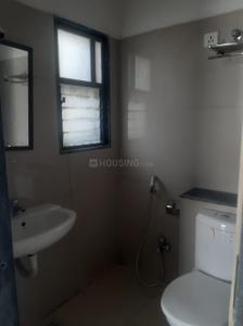 Bathroom Image of 1000 Sq.ft 3.5 BHK Apartment / Flat for rent in Bulandshahr Indore for Rs. 20000