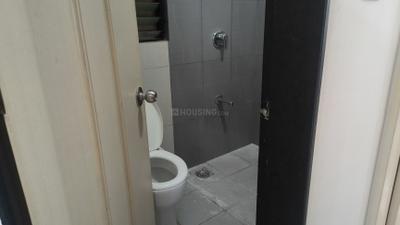 Bathroom Image of 1450 Sq.ft 3 BHK Apartment / Flat for rent in Nanded Asawari, Nanded Pune for Rs. 28000