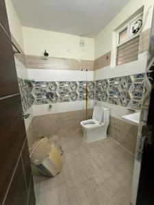Bathroom Image of 1322 Sq.ft 2 BHK Apartment / Flat for rent in Benz Circle Vijayawada for Rs. 22400