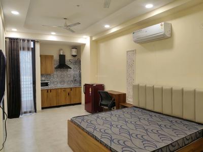 Bedroom Image of 580 Sq.ft 1 RK Builder Floor for rent in Sector 39 Gurgaon for Rs. 24000