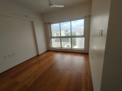 Bedroom Image of 900 Sq.ft 2 BHK Apartment / Flat for rent in Godrej The Trees, Vikhroli East Mumbai for Rs. 117000