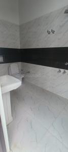 Bathroom Image of 1600 Sq.ft 2 BHK Builder Floor for rent in Defence Enclave Meerut for Rs. 15000