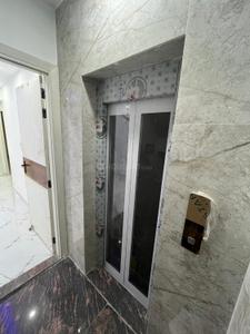 Bathroom Image of 750 Sq.ft 3 BHK Builder Floor for sale in Sector 4 Rohini New Delhi for Rs. 9000000