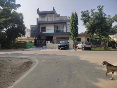 Image of 200 Sq.ft Residential Plot / Land for sale in Delta II, Greater Noida for Rs. 31000000