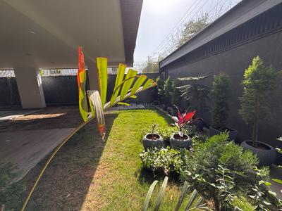 Balcony Image of 7200 Sq.ft 9 BHK Villa for sale in Palam Vihar Gurgaon for Rs. 200000000