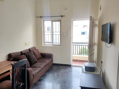 Living Room Image of 900 Sq.ft 2 BHK Apartment / Flat for rent in Mahadevapura Bengaluru for Rs. 35000