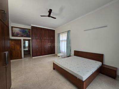 Bedroom Image of 5500 Sq.ft 5 BHK Apartment / Flat for rent in Sanjaynagar Bengaluru for Rs. 350000