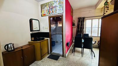 Bedroom Image of 1100 Sq.ft 2 BHK Apartment / Flat for rent in New Alipore Kolkata for Rs. 25000