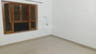 Bedroom Image of 1400 Sq.ft 2 BHK Builder Floor for rent in Lanka Varanasi for Rs. 25000