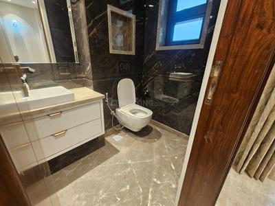 Image of 1953 Sq.ft 3 BHK Builder Floor for rent in Uday Park, New Delhi for Rs. 200000