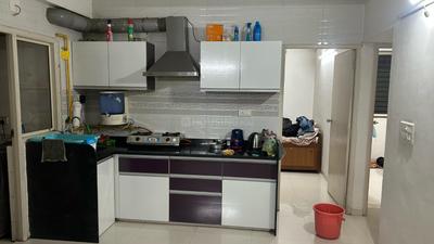 Kitchen Image of 1620 Sq.ft 3 BHK Apartment / Flat for rent in Bhojani Sukruti Santakaram, Paldi Ahmedabad for Rs. 30000