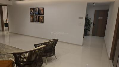 Living Room Image of 2600 Sq.ft 4 BHK Apartment / Flat for sale in Mohar Luxe Towers, Gokhalenagar Pune for Rs. 44500000
