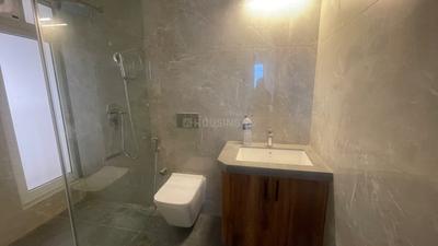 Image of 1184 Sq.ft 2 BHK Apartment / Flat for rent in Monte South, Byculla, Mumbai for Rs. 155000