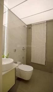 Bathroom Image of 900 Sq.ft 2 BHK Apartment / Flat for sale in Mulund West Mumbai for Rs. 20000000