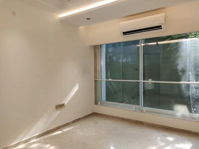 Bedroom Image of 2250 Sq.ft 3 BHK Apartment / Flat for sale in Vile Parle West Mumbai for Rs. 92500000