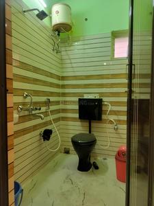 Bathroom Image of 900 Sq.ft 2 BHK Apartment / Flat for sale in Lake Town Kolkata for Rs. 6000000