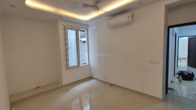 Bedroom Image of 2100 Sq.ft 3 BHK Builder Floor for sale in Greater Kailash II New Delhi for Rs. 43500000
