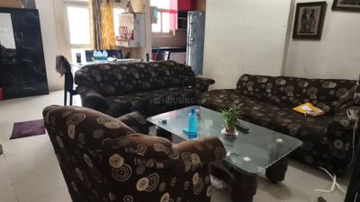 Living Room Image of 750 Sq.ft 1 BHK Apartment / Flat for rent in Panchsheel Wellington, Crossings Republik Ghaziabad for Rs. 15000