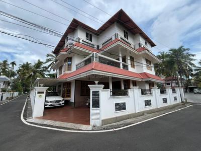 Image of 2800 Sq.ft 5 BHK Independent House for sale in Vaduthala, Kochi for Rs. 40000000