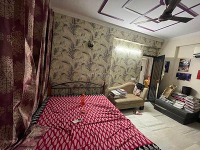Bedroom Image of 1200 Sq.ft 2 BHK Apartment / Flat for rent in Sarve Satyam Apartment, Sector 4 Dwarka New Delhi for Rs. 40000