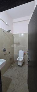 Bathroom Image of 550 Sq.ft 1 BHK Independent House for rent in Mirchandani Shalimar Swayam, Bhangarh Indore for Rs. 15000
