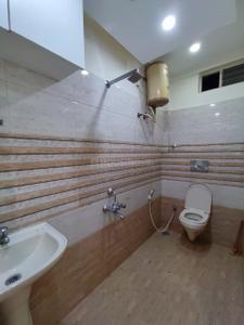 Bathroom Image of 1200 Sq.ft 2.5 BHK Apartment / Flat for sale in Frazer Town Bengaluru for Rs. 13200000