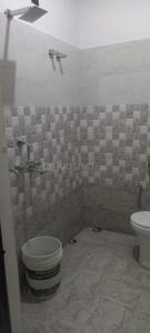 Bathroom Image of 1000 Sq.ft 2 BHK Builder Floor for rent in Bhullanpur Varanasi for Rs. 10000