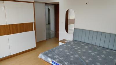 Bedroom Image of 3000 Sq.ft 4 BHK Apartment / Flat for rent in Samanvay West Park, New Alkapuri Vadodara for Rs. 60000