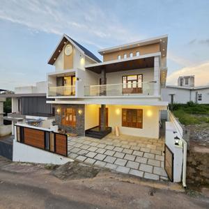 Image of 2700 Sq.ft 4 BHK Independent House for sale in Kalamassery, Kochi for Rs. 18000000