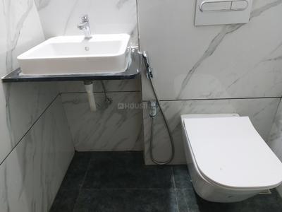 Bathroom Image of 2025 Sq.ft 3 BHK Apartment / Flat for sale in V V Akshat Paradise, Sargasan Gandhinagar for Rs. 14500000